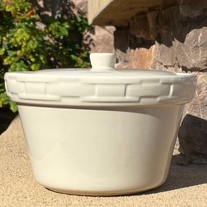 Longaberger Pottery Ivory Small Roundabout Casserole Dish